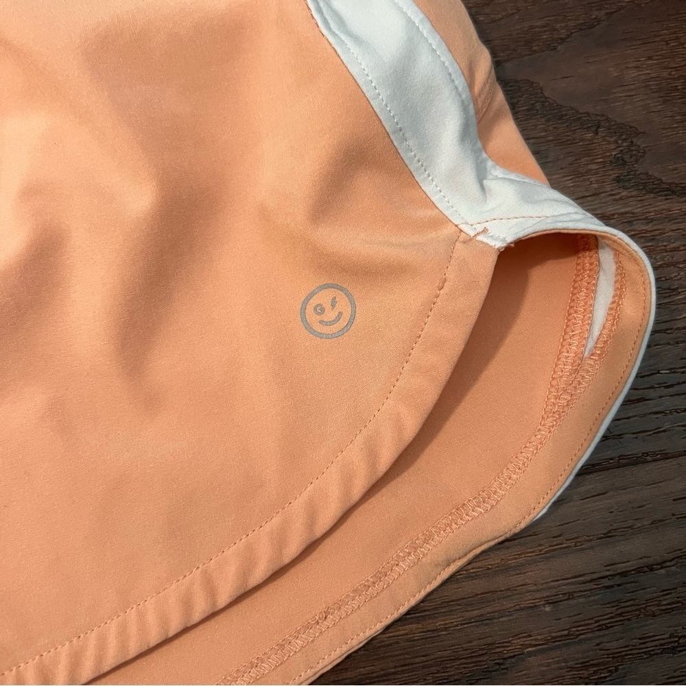 Gilly Hicks Peach and White Lined Athletic Running Shorts Women’s Size XS - Picture 2 of 10